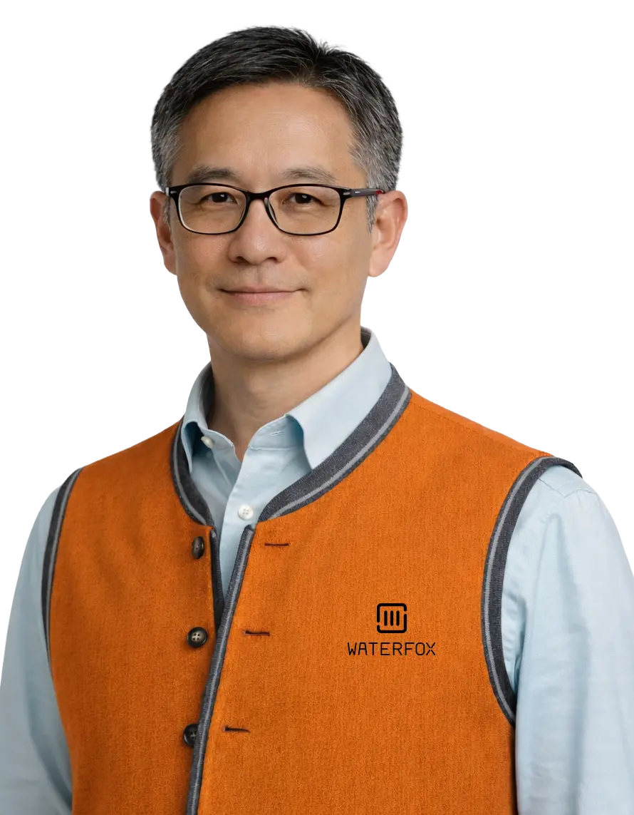 Dr. Wu, Fachautor für Wassertechnik, Porträt mit neutralem Hintergrund und ruhiger, sachlicher Ausstrahlung